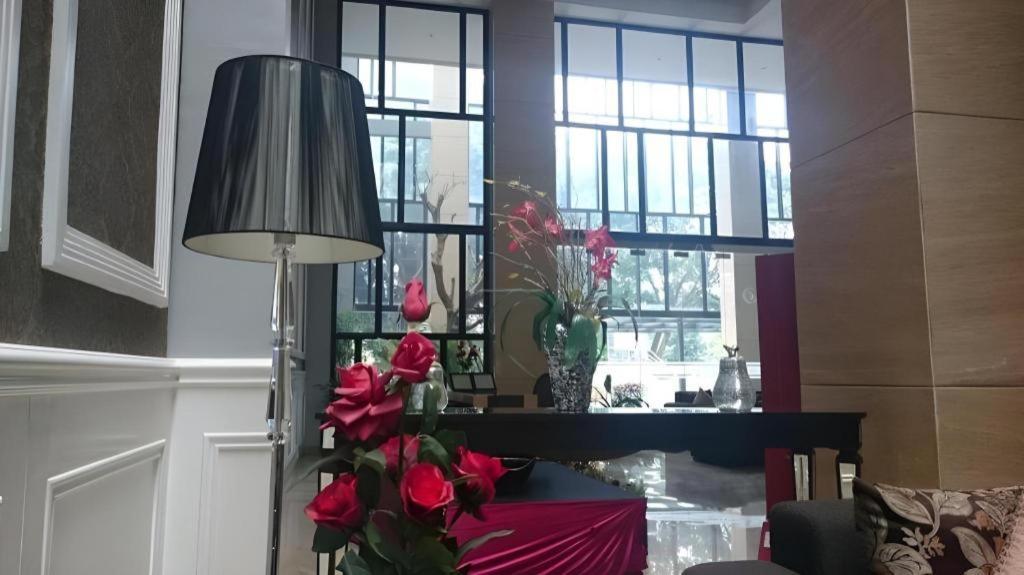Travello Hotel Bandung Exterior foto