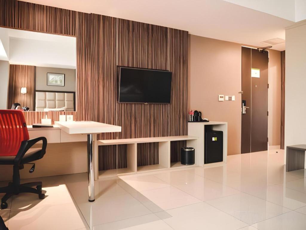 Travello Hotel Bandung Exterior foto
